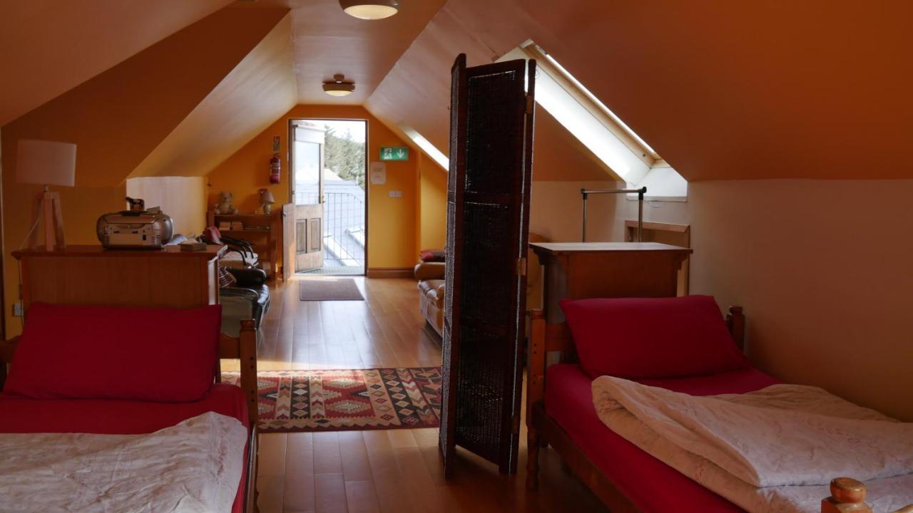Mount Brandon Hostel Cloghane Exteriör bild